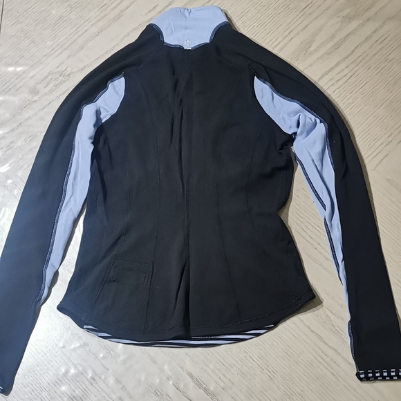 Lululemon Run: U-Turn Pullover *Reversible - Picture 6 of 16